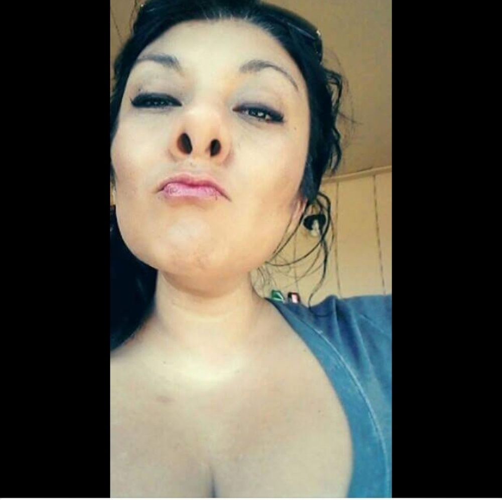 Meet your Posher, Melina